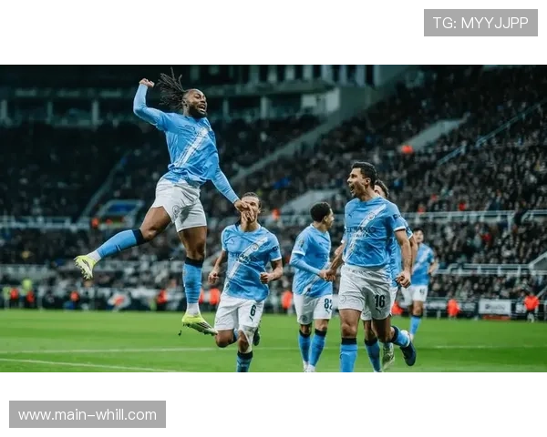 利物浦迎战曼城前瞻:争冠焦点战攻防对决受瞩目 利物浦迎战曼城前瞻:争冠焦点战攻防对决受瞩目